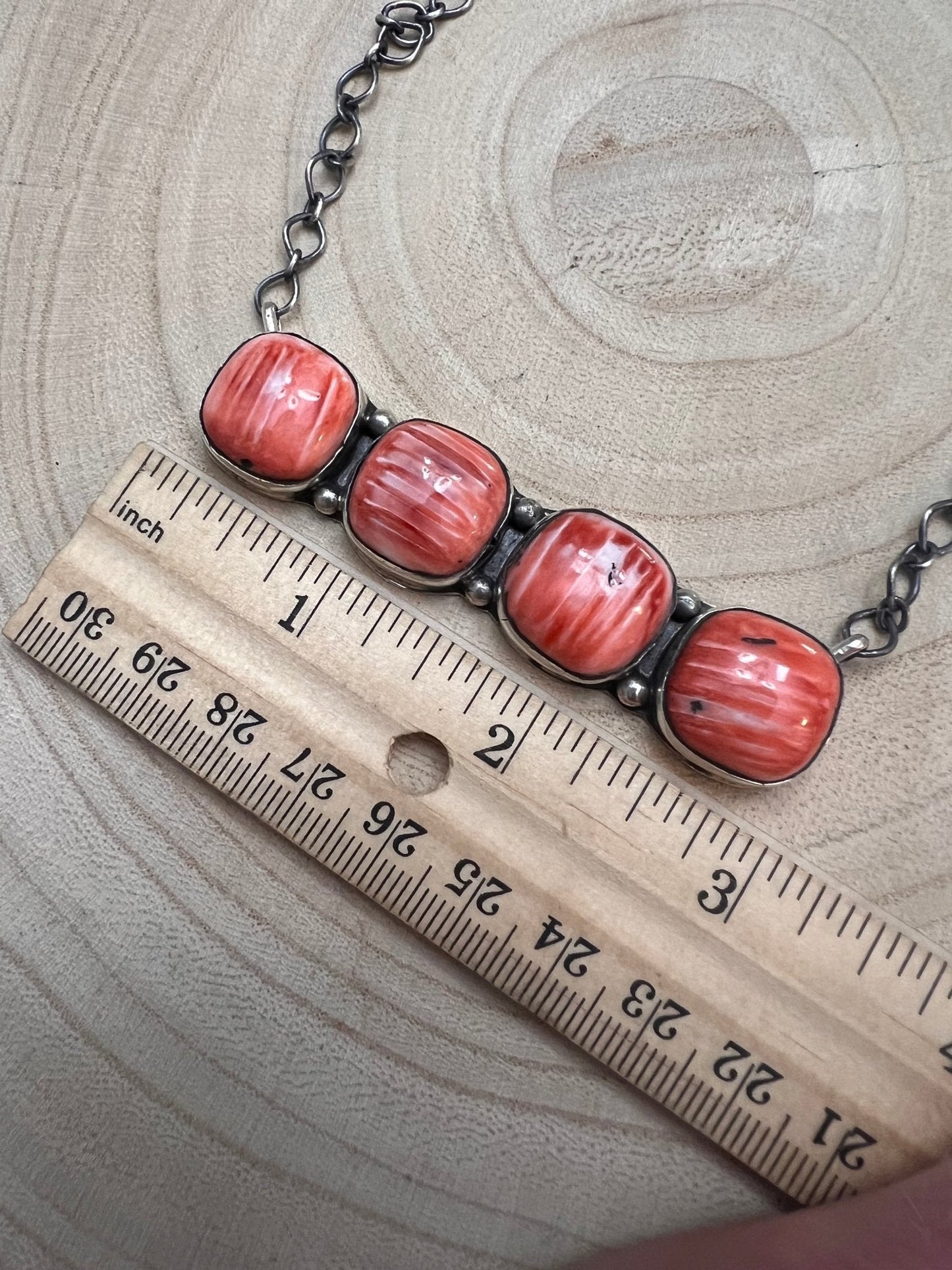 Navajo Handmade Spiny Oyster Necklace by Tia Long - 18 inch