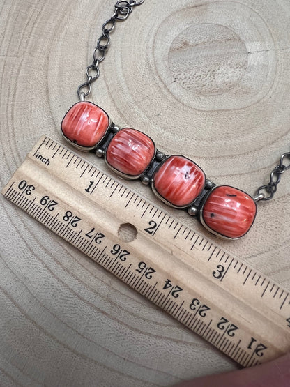 Navajo Handmade Spiny Oyster Necklace by Tia Long - 18 inch