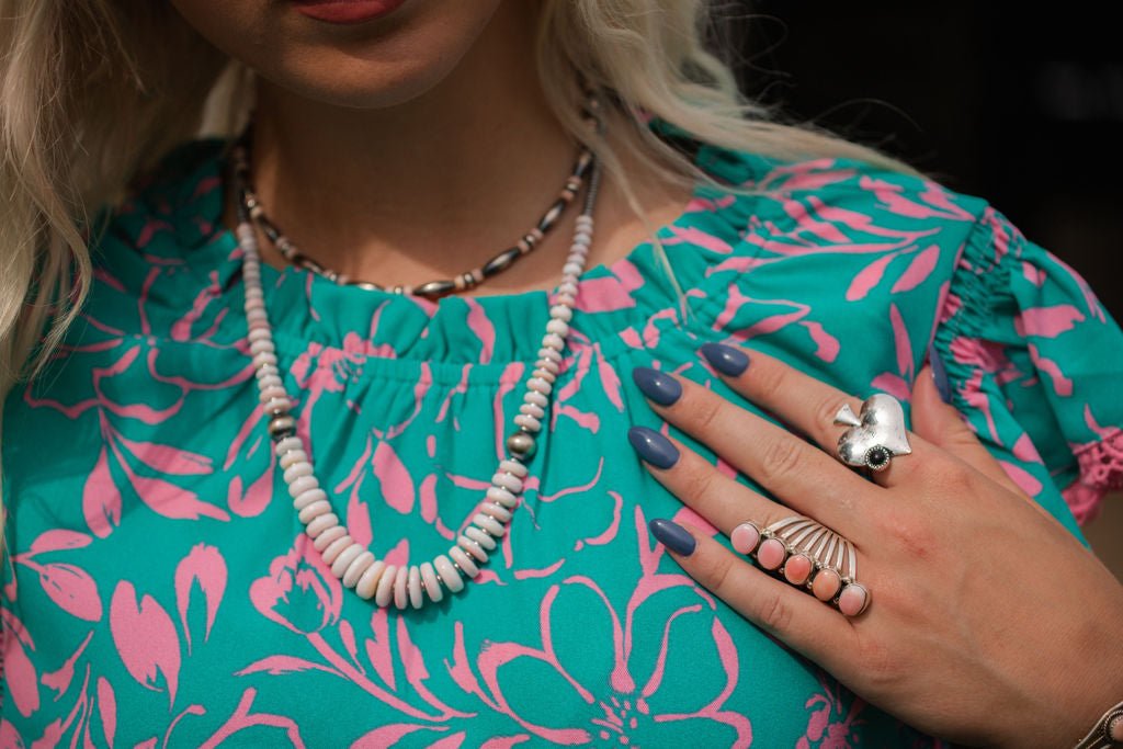 Pink Conch Graduated Necklace - 22 inch